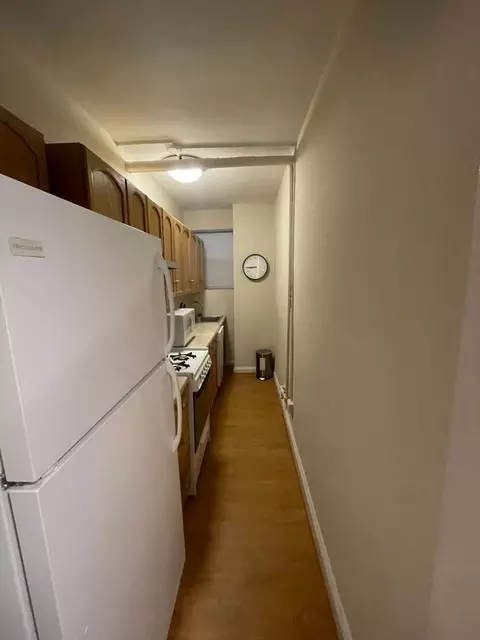 1825 New Hampshire Ave NW, Washington, DC 20009 photo 12