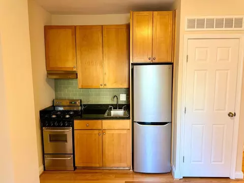 1825 New Hampshire Ave NW, Washington, DC 20009 photo 27