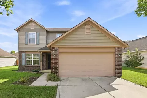 6379 Mckee Dr, Plainfield, IN 46168