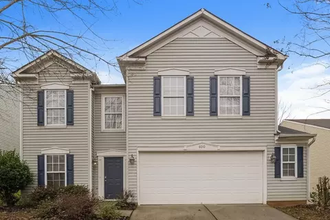 6010 Blue Ash Ln, Charlotte, NC 28215