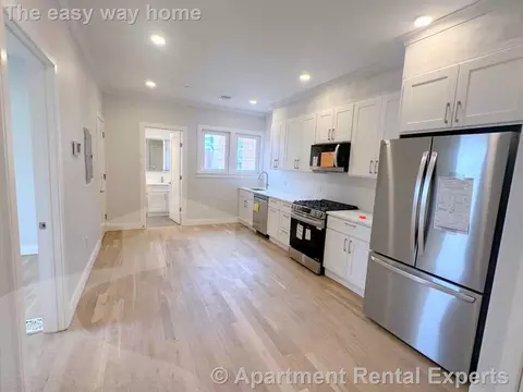 37 Gore St #3, Cambridge, MA 02141