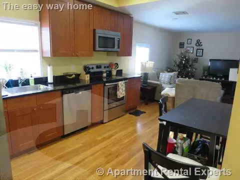60 William St #2, Medford, MA 02155
