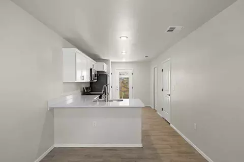 2102 Wyoming Ave, Las Cruces, NM 88001