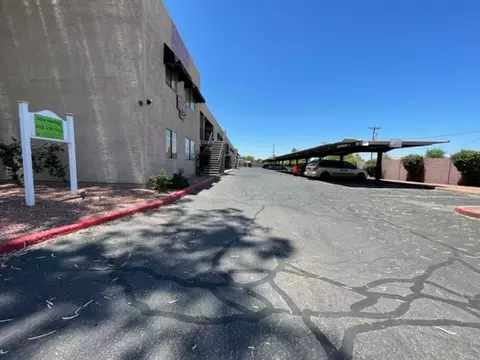 1920 N 32nd St, Phoenix, AZ 85008