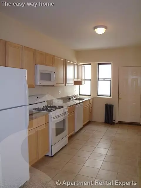 217 Highland Ave #2, Somerville, MA 02143