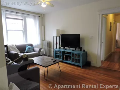 11 Ellery St #3, Cambridge, MA 02138