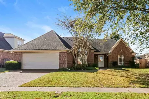 5041 Thornebrook Cv, Arlington, TN 38002