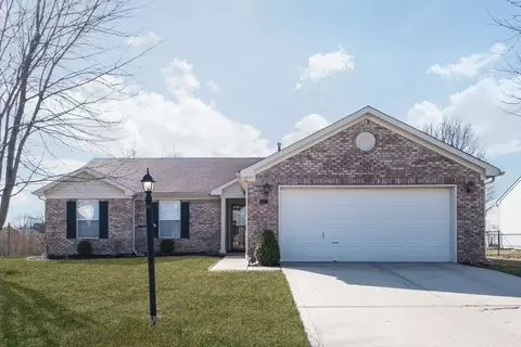 7591 Monterey Cir, Avon, IN 46123