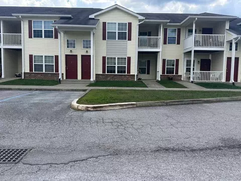 703 W Trafalgar Pointe Way, Trafalgar, IN 46181