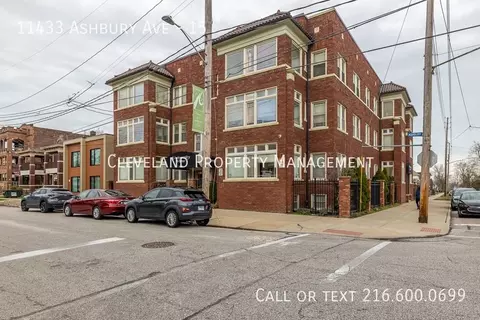 11433 Ashbury Ave #15, Cleveland, OH 44106