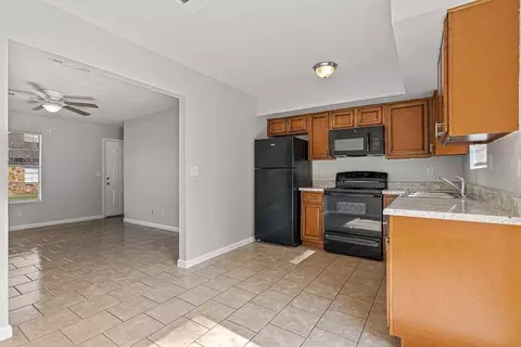 701 S Elm St, Searcy, AR 72143