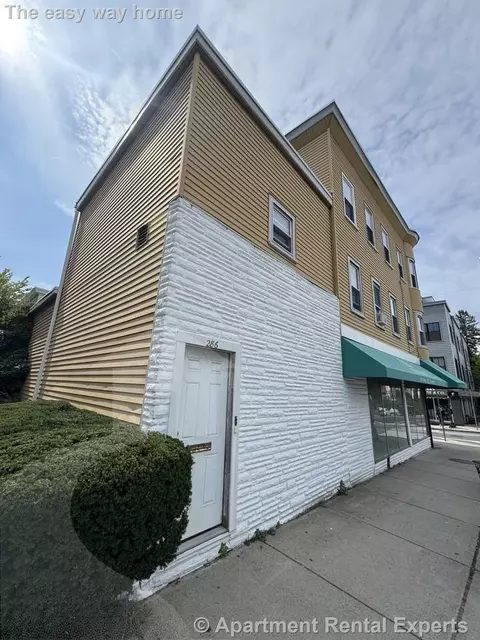 286 Highland Ave #3, Somerville, MA 02143