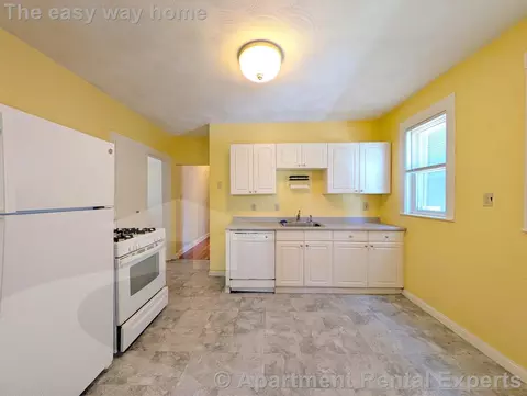 79 Conwell Ave #1, Somerville, MA 02144