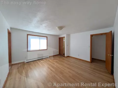 30 Murdock St #1, Somerville, MA 02145