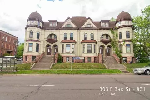 303 E 3rd St #31, Duluth, MN 55805