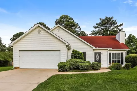 101 Floresta Dr, Mcdonough, GA 30252