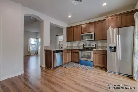 8159 Laurel Willow Ln, Sacramento, CA 95828