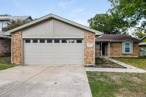 1032 W Hills Ter, Fort Worth, TX 76179