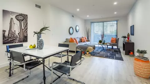 905 Wilcox Ave #302, Los Angeles, CA 90038