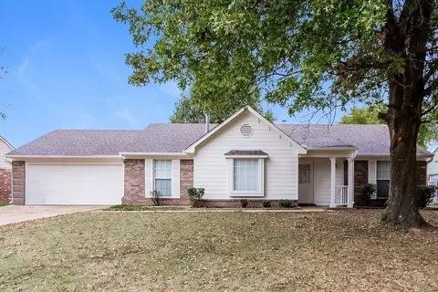 7163 Windsor Dr, Horn Lake, MS 38637