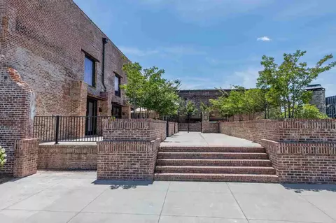 340 6th St, Macon, GA 31201