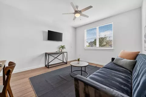 5301 Decker Ln, Austin, TX 78724