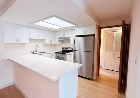 6200 Sand Point Way NE, Seattle, WA 98115