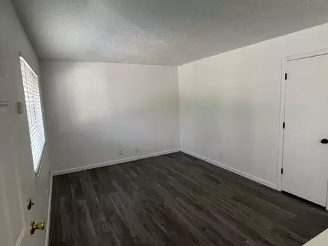 12320 Candelaria Rd NE, Albuquerque, NM 87112
