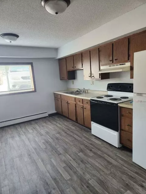 1601 30th St NW, Cedar Rapids, IA 52405