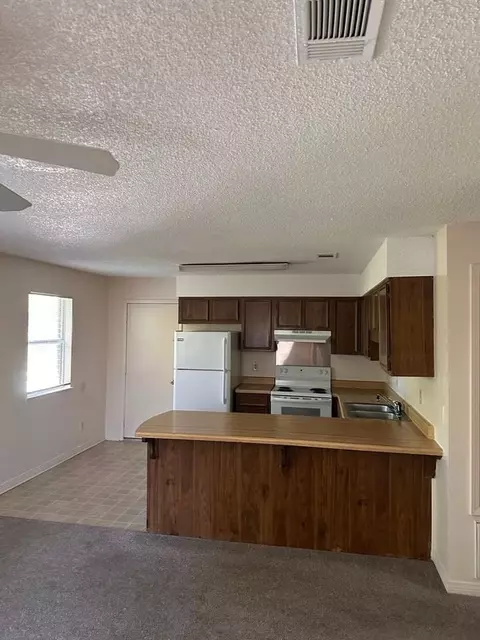 706 N Park Blvd, Fort Walton Beach, FL 32547