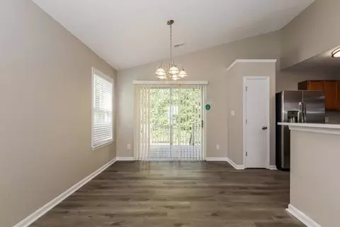 11926 Stewarts Crossing Dr, Charlotte, NC 28215