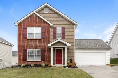 3620 Luton Ct, Charlotte, NC 28262