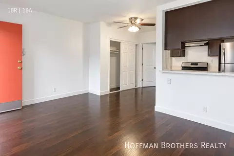 5741 Virginia Ave #209, Los Angeles, CA 90038