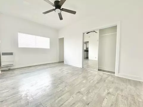 975 S Oxford Ave #23, Los Angeles, CA 90006