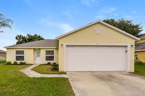 905 Louvre Ct, Poinciana, FL 34759