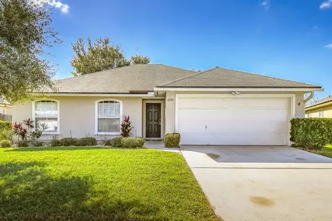 6522 Blue Leaf Ln, Jacksonville, FL 32244