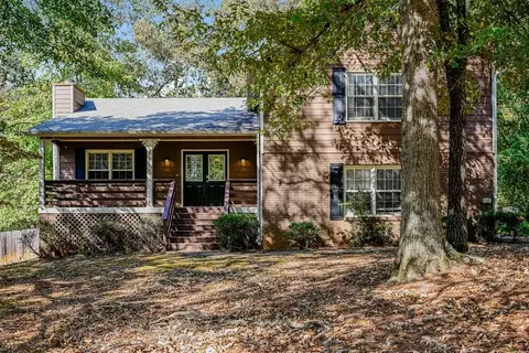2621 Laurel Woods Ln SE, Conyers, GA 30094