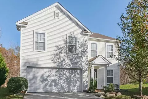 6370 Day Lilly Ln, Charlotte, NC 28216