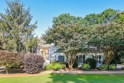 301 Saddle Wood Dr, Canton, GA 30114
