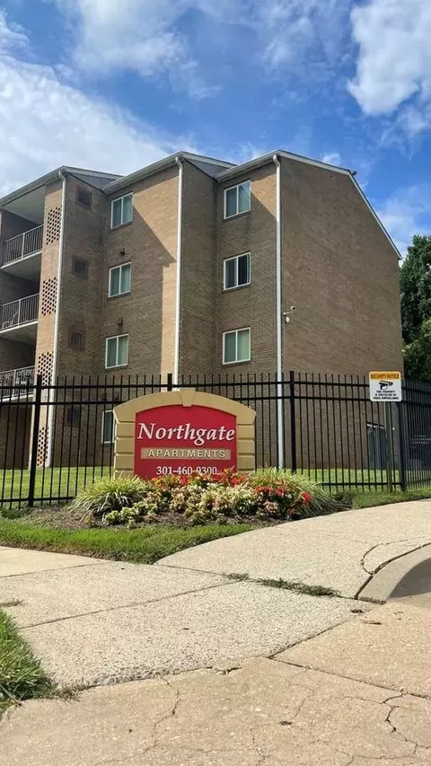 14207 Grand Pre Rd, Aspen Hill, MD 20906