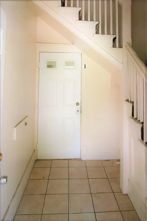 855 Alexander St SE #1, Grand Rapids, MI 49507