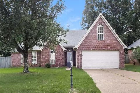 25 Oakland Woods Cv, Oakland, TN 38060