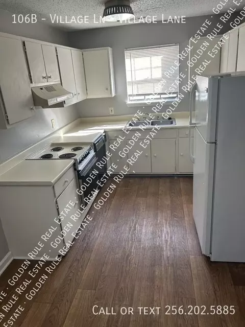 106 Village Ln #B, Madison, AL 35758