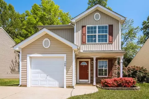 709 Champion St, Clayton, NC 27520