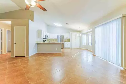 2047 E Brooks St, Gilbert, AZ 85296 photo 5