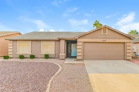 2047 E Brooks St, Gilbert, AZ 85296