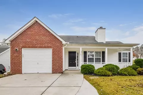 203 Hill Pine Rd, Fairburn, GA 30213