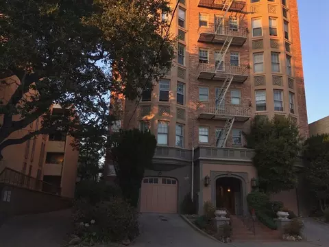266 Lenox Ave #402, Oakland, CA 94610