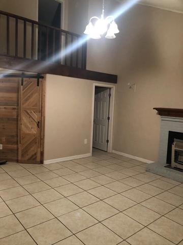 110 S 4th St #A, Calypso, NC 28325