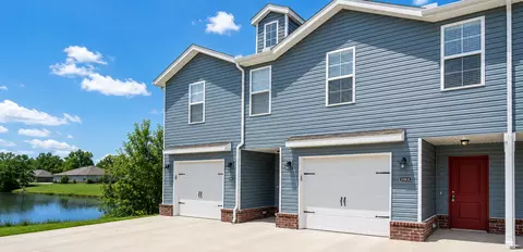 1402 S Haden St, Siloam Springs, AR 72761